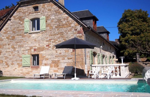 Saillac House | 110 m² Gîte ∙ 3 bedrooms ∙ 6 guests