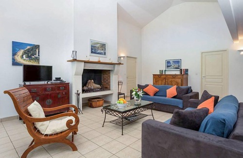 La Flotte House | 110 m² House ∙ 4 bedrooms ∙ 10 guests