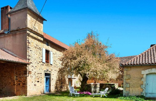Mazeyrolles House | 110 m² Maisonette ∙ 3 bedrooms ∙ 8 guests