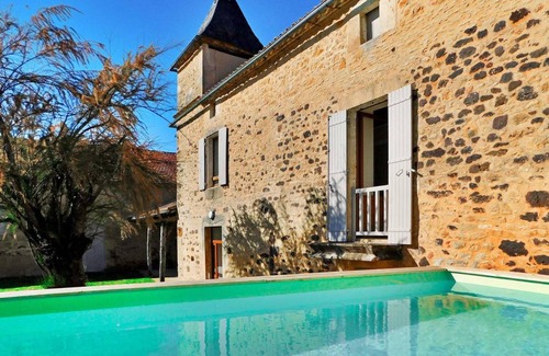 Mazeyrolles House | 110 m² Maisonette ∙ 3 bedrooms ∙ 8 guests