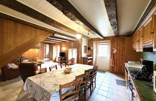 Tarnac House | 112 m² Gîte ∙ 3 bedrooms ∙ 6 guests