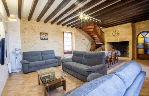 Domme House | 115 m² Gîte ∙ 4 bedrooms ∙ 8 guests