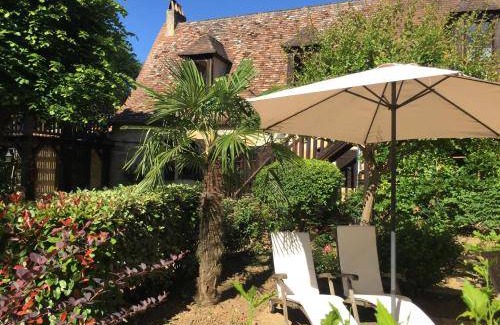 Baneuil House | 115 m² House ∙ 3 bedrooms ∙ 6 guests