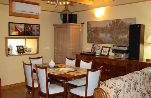 Saint-Martin-Sepert House | 116 m² Gîte ∙ 4 bedrooms ∙ 8 guests
