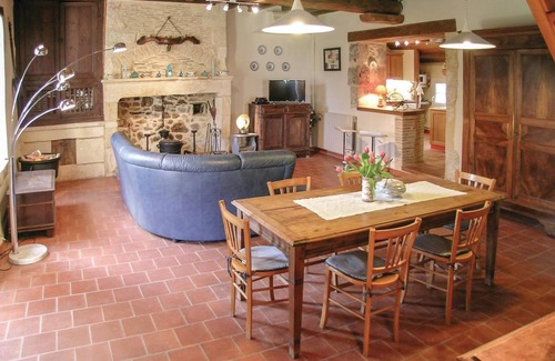 Laveyssiere House | 116 m² House ∙ 3 bedrooms ∙ 5 guests