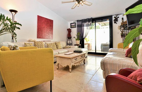 Le Pontet House | 118 m² House ∙ 3 bedrooms ∙ 6 guests
