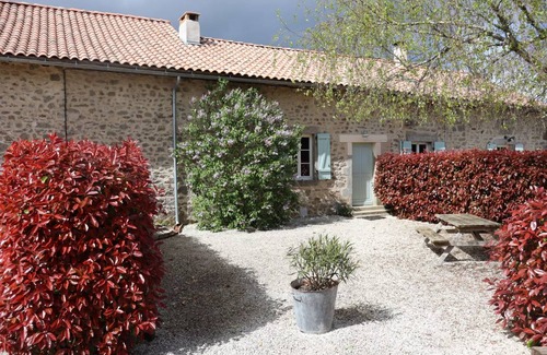 La Chapelle Montbrandeix House | 120 m² House ∙ 2 bedrooms ∙ 4 guests