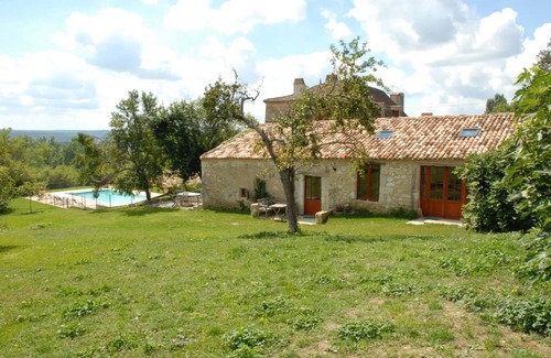 Saint-Antoine-de-Breuilh House | 120 m² House ∙ 3 bedrooms ∙ 5 guests