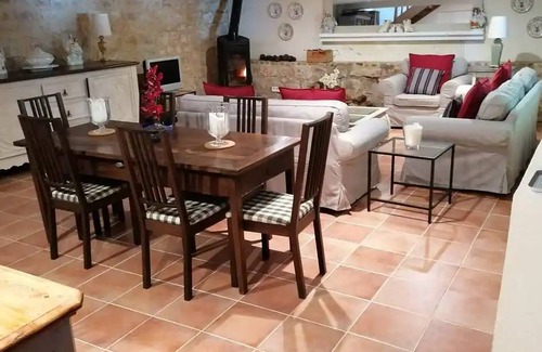 Saint-Front-la-Riviere House | 120 m² House ∙ 2 bedrooms ∙ 4 guests