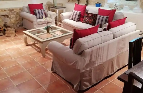 Saint-Front-la-Riviere House | 120 m² House ∙ 2 bedrooms ∙ 4 guests