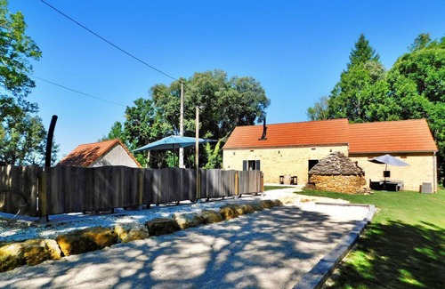 Saint-Julien-de-Lampon House | 120 m² House ∙ 3 bedrooms ∙ 6 guests