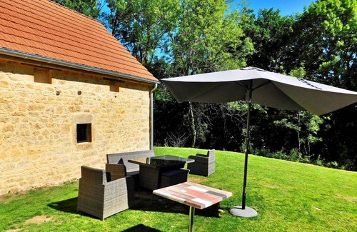 Saint-Julien-de-Lampon House | 120 m² House ∙ 3 bedrooms ∙ 6 guests