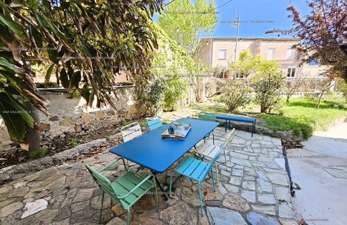 Saint-Mandrier-sur-Mer House | 120 m² House ∙ 3 bedrooms ∙ 7 guests