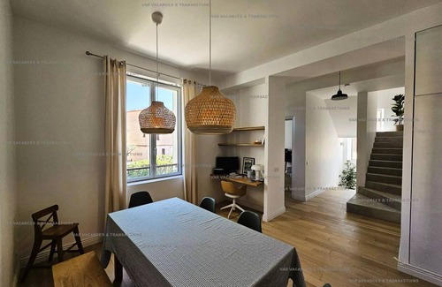 Saint-Mandrier-sur-Mer House | 120 m² House ∙ 3 bedrooms ∙ 7 guests