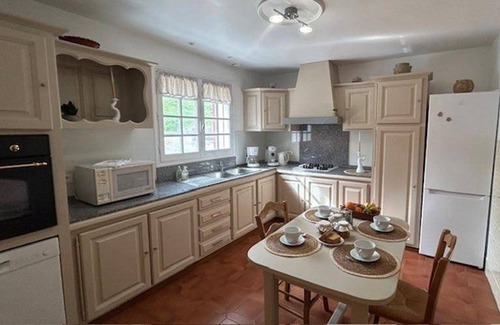 Villamblard House | 120 m² Gîte ∙ 2 bedrooms ∙ 4 guests