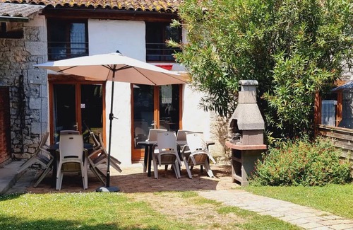 Saint-Just-Luzac House | 120 m² House ∙ 4 bedrooms ∙ 10 guests