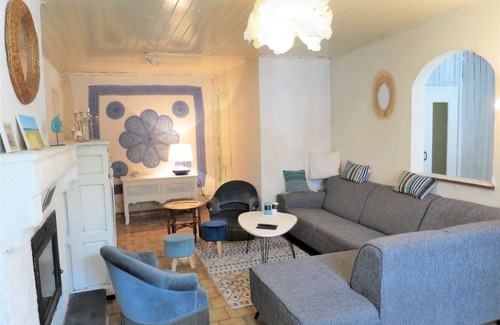 Begadan House | 120 m² House ∙ 1 bedroom ∙ 9 guests