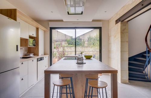 Bastide House | 120 m² House ∙ 3 bedrooms ∙ 6 guests