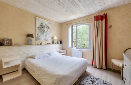 La Flotte House | 120 m² House ∙ 5 bedrooms ∙ 10 guests