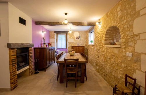 Saint-Laurent-des-Batons House | 125 m² House ∙ 5 bedrooms ∙ 9 guests