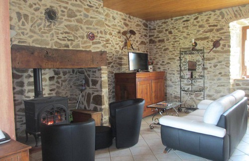Beyssenac House | 126 m² Gîte ∙ 4 bedrooms ∙ 8 guests