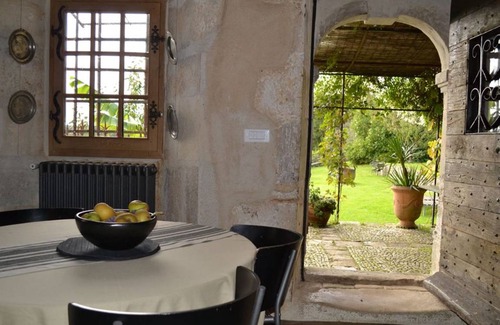Beaulieu-sur-Sonnette Cottage | 130 m² Cabin ∙ 1 bedroom ∙ 2 guests