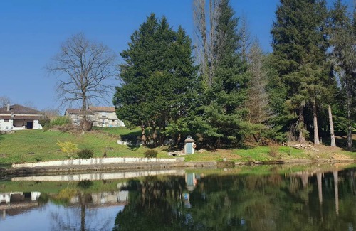 Champniers-et-Reillac House | 130 m² House ∙ 3 bedrooms ∙ 6 guests
