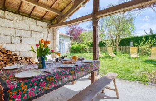 Rioux-Martin Villa | 130 m² Villa ∙ 3 bedrooms ∙ 6 guests