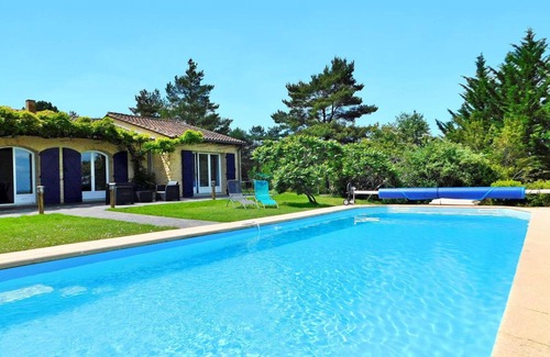 Plazac House | 135 m² House ∙ 3 bedrooms ∙ 8 guests