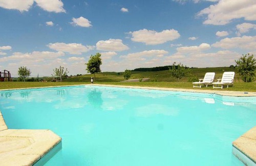 Saint-Preuil House | 135 m² House ∙ 3 bedrooms ∙ 6 guests