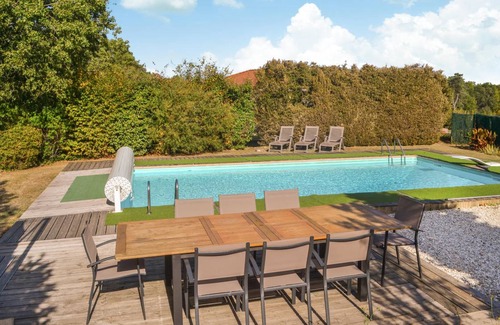 Marcillac-Saint-Quentin House | 140 m² House ∙ 3 bedrooms ∙ 6 guests