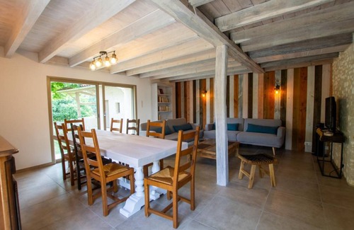 Agonac House | 140 m² Gîte ∙ 4 bedrooms ∙ 9 guests
