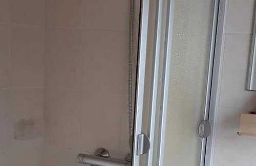 Saint-Xandre Bed & Breakfast | 15 m² Bed and breakfast ∙ 3 guests