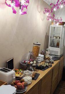 Saint-Priest-Taurion Hotel | 15 m² Hotel ∙ 2 guests