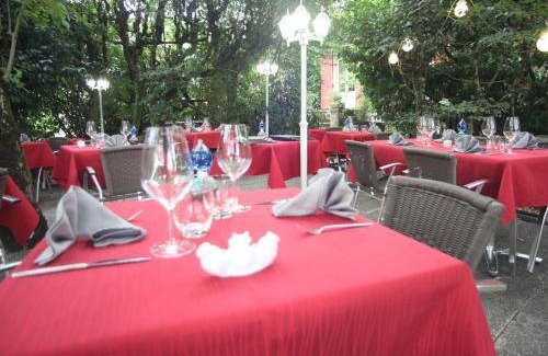 Saint-Priest-Taurion Hotel | 15 m² Hotel ∙ 2 guests