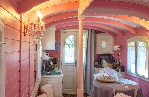 Bussac-Foret House | 15 m² House ∙ 1 bedroom ∙ 2 guests