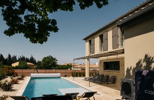 Saumane-de-Vaucluse House | 150 m² House ∙ 4 bedrooms ∙ 8 guests