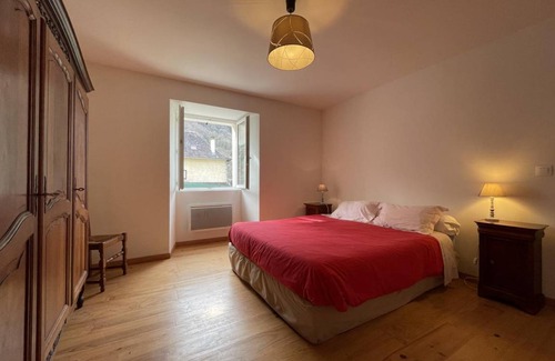 Accous House | 150 m² Gîte ∙ 4 bedrooms ∙ 8 guests