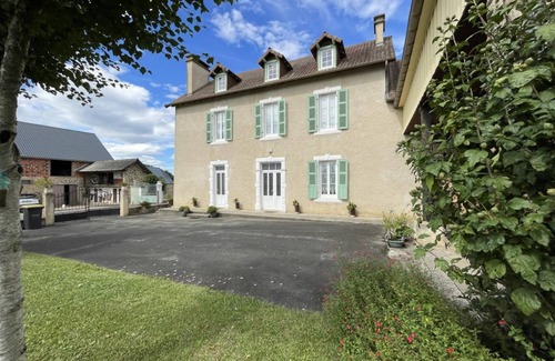 Espoey House | 150 m² Gîte ∙ 4 bedrooms ∙ 6 guests