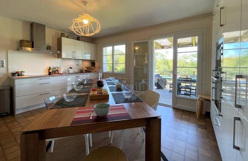 Artiguelouve House | 150 m² Gîte ∙ 5 bedrooms ∙ 10 guests