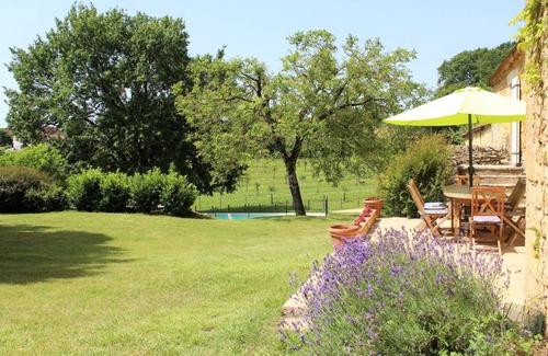 Saint-Avit-Senieur House | 150 m² Gîte ∙ 3 bedrooms ∙ 6 guests