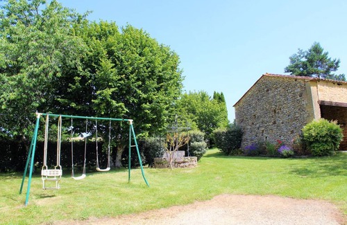 Saint-Avit-Senieur House | 150 m² Gîte ∙ 3 bedrooms ∙ 6 guests