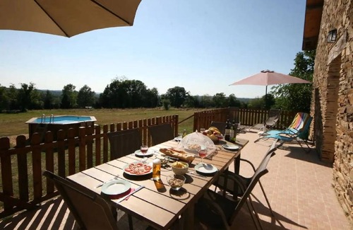 Jumilhac-le-Grand House | 150 m² House ∙ 4 bedrooms ∙ 7 guests