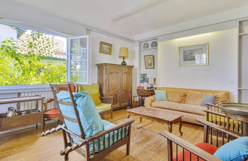 Bayonne Villa | 155 m² Villa ∙ 4 bedrooms ∙ 8 guests
