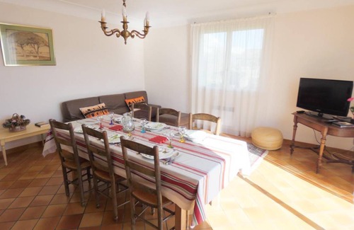 Saint-Martin-de-Seignanx House | 160 m² Gîte ∙ 4 bedrooms ∙ 8 guests