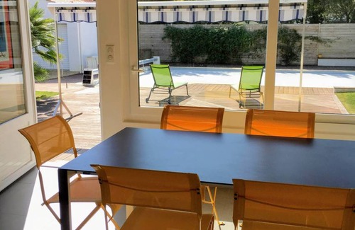 Boyardville Villa | 160 m² Villa ∙ 6 bedrooms ∙ 11 guests