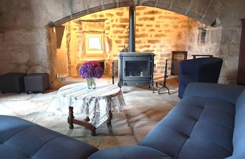 Chaumeil House | 160 m² Gîte ∙ 5 bedrooms ∙ 12 guests