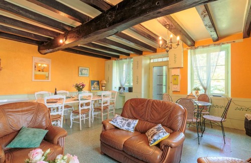 Bourg-Archambault House | 160 m² House ∙ 4 bedrooms ∙ 9 guests