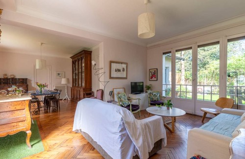 Saint Genes House | 160 m² House ∙ 3 bedrooms ∙ 6 guests