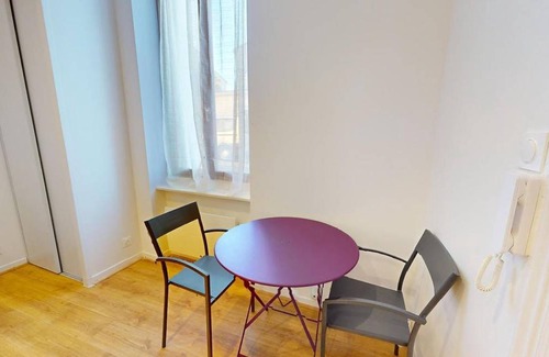 Nansouty-Saint-Genes Apartment | 17 m² Apartment ∙ 2 guests